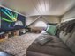 Фото спальни домика на колесах Little Bitty Tiny House