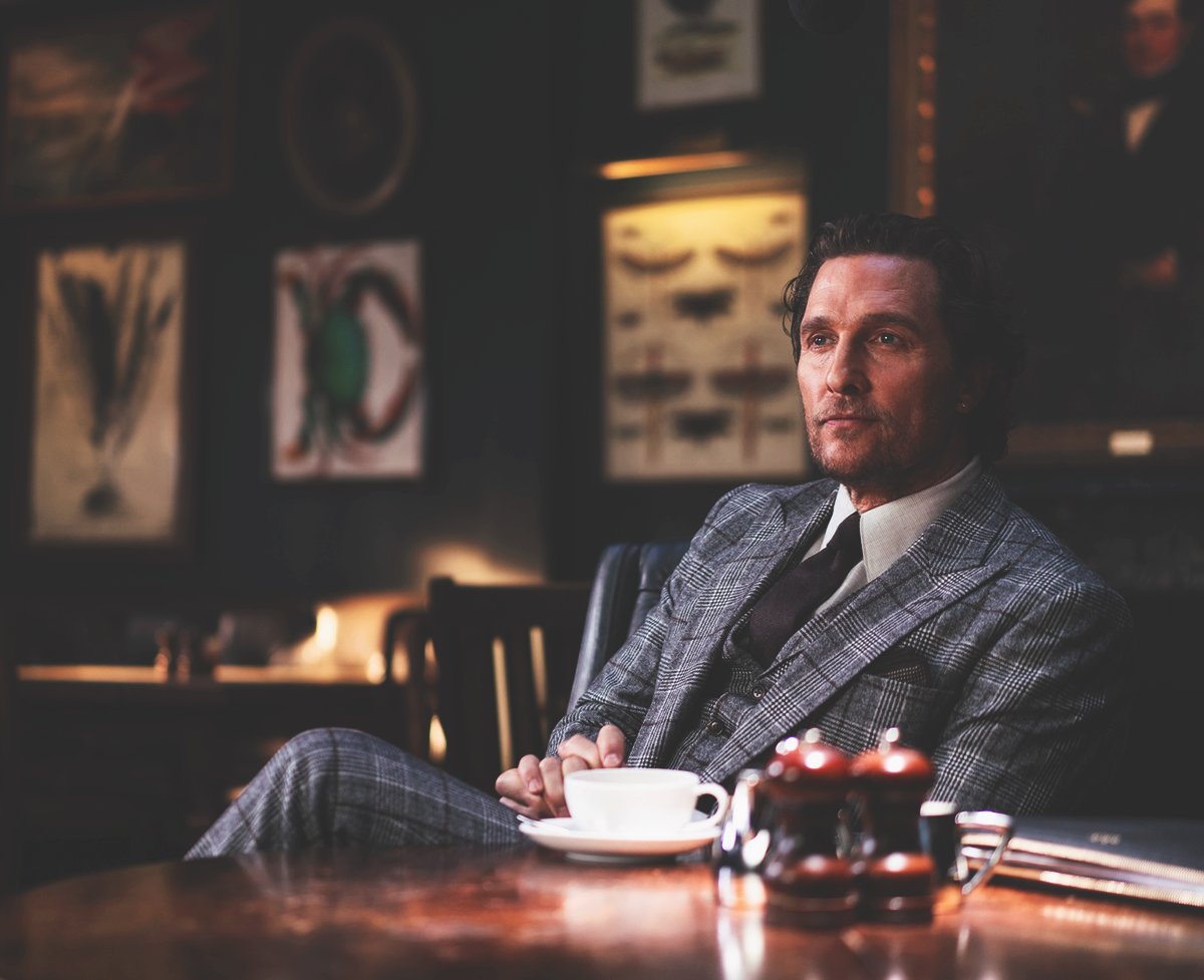 Когда лев голоден он ест джентльмены. Когда лев голоден. Мэтью макконахи джентльмены. Когда лев голоден. Когда лев голоден.