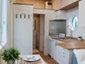 Фото кухни дома на колесах Acacia Minimaliste