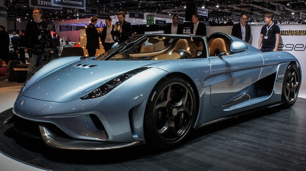 машина Koenigsegg Regera